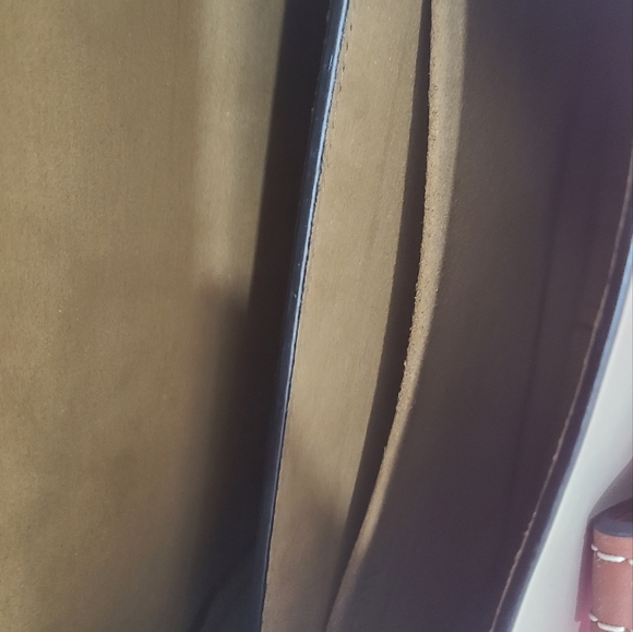 Sold - Picture 5 of 7